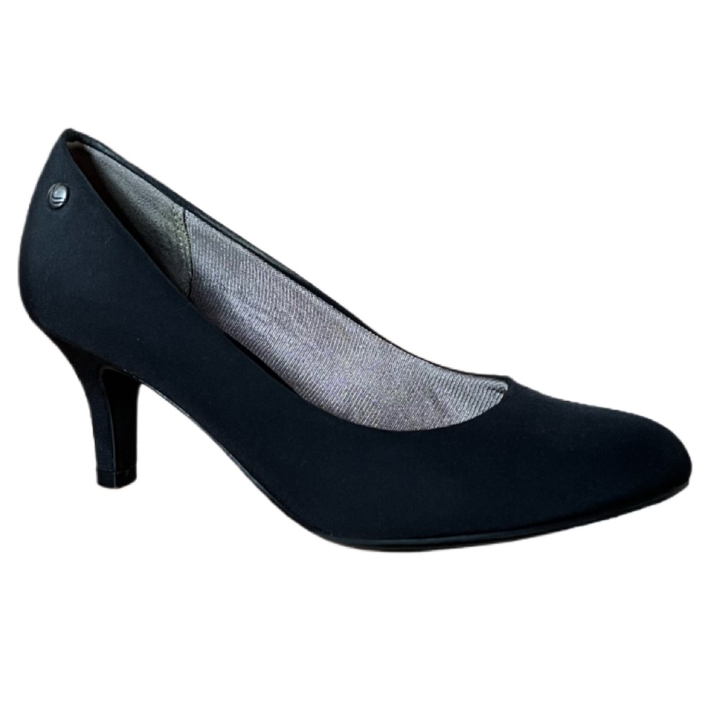 Black Pump, Life Stride, Size 5.5